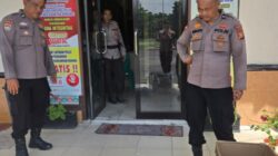 Diprediksi Kemarau Akan Melanda Kuansing, Polsek Singingi Hilir Bantu Alat Pompa Air Untuk Petani