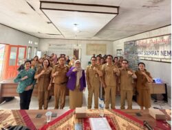 Ketua TP Posyandu Dairi Hadiri Bimtek TP Posyandu Dalam Pengelolaan Posyandu Layanan Primer Di Kecamatan Siempat Nempu Hulu