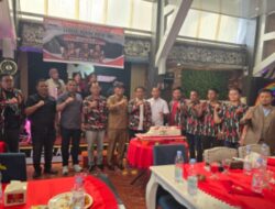 RAYAKAN HUT PERTAMA, LASKAR MERAH PUTIH KABUPATEN DAIRI TEKAD SEMAKIN DEWASA DAN BERSINERGI BANGUN DAERAH