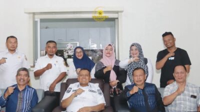 Bupati Dairi Ir. Vickner Sinaga menerima audiensi Pengurus Besar Lembaga Kebudayaan Pakpak (PB-LKP) di Pendopo Bupati Dairi, Rabu (22/07/2026)